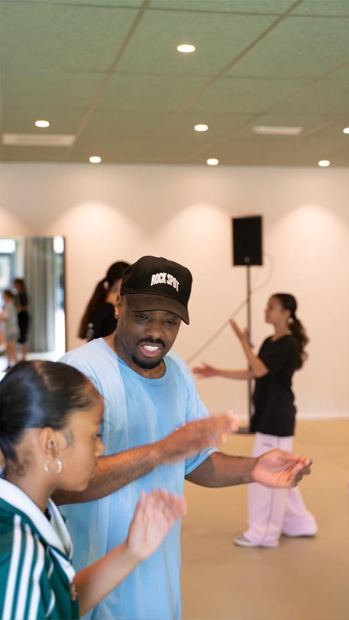 Let It happen house community fest